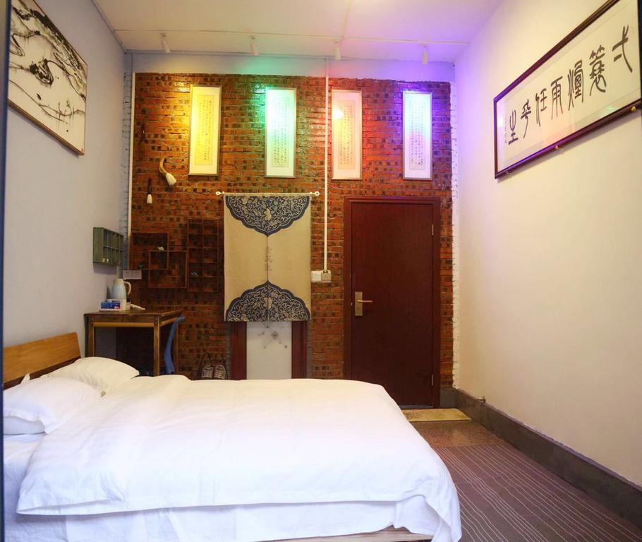 Zhaohuaxishi Youth Hostel Guangzhou Exterior foto